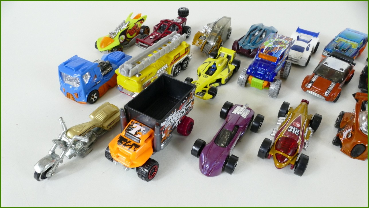 Sestava Autíček Hot Wheels 20 ks