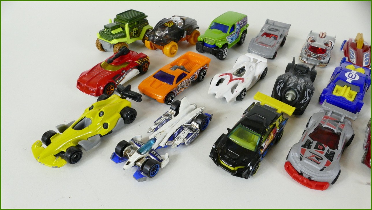Sestava Autíček Hot Wheels 20 ks