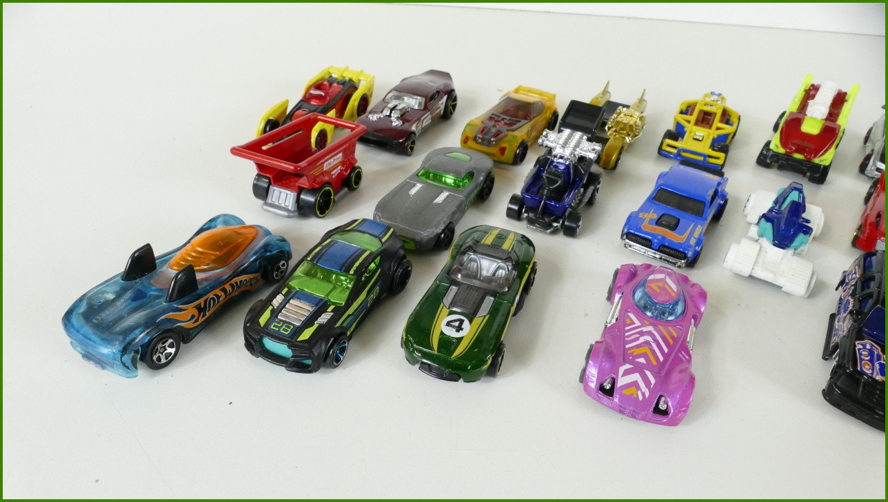 Sestava Autíček Hot Wheels 20 ks