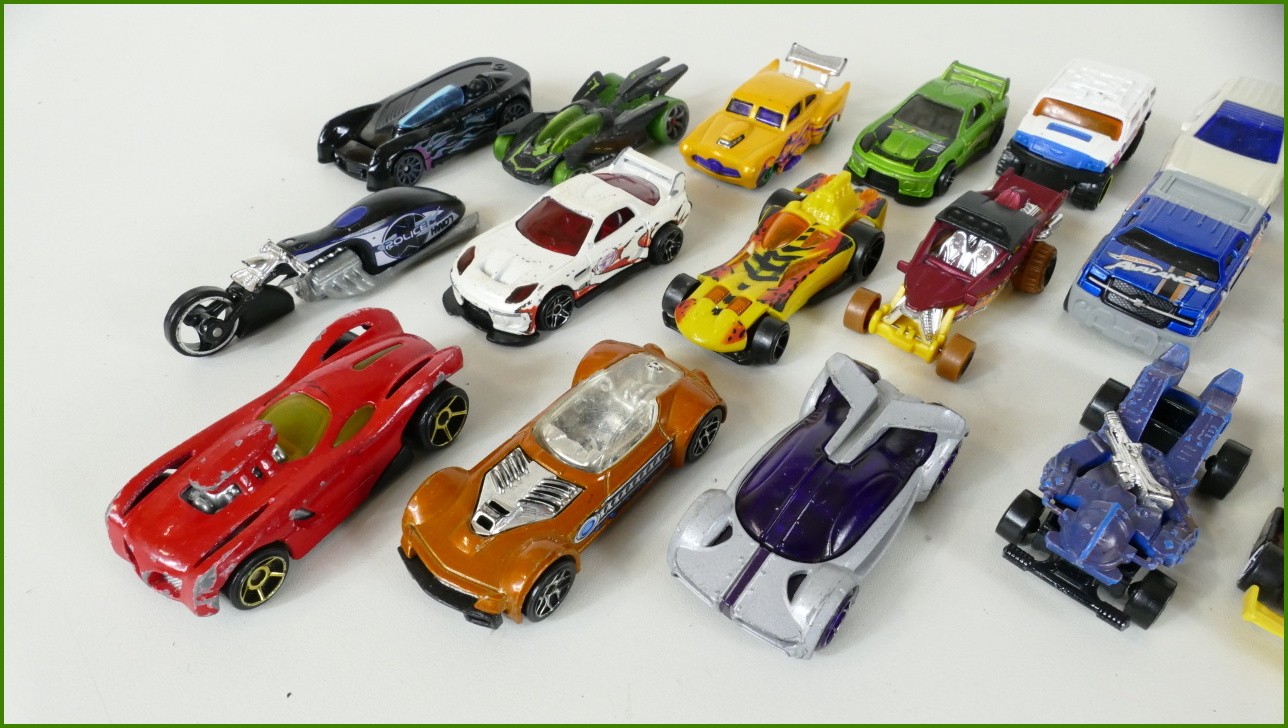Sestava Autíček Hot Wheels 20 ks