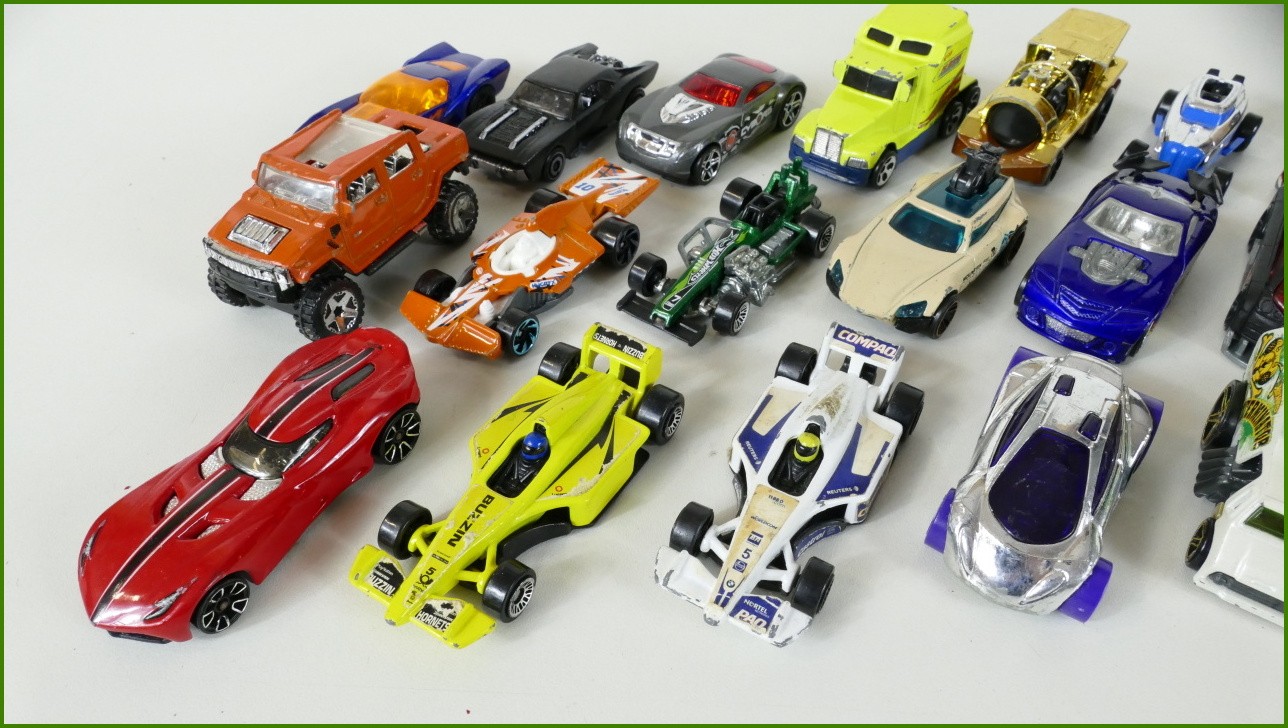 Sestava Autíček Hot Wheels 20 ks