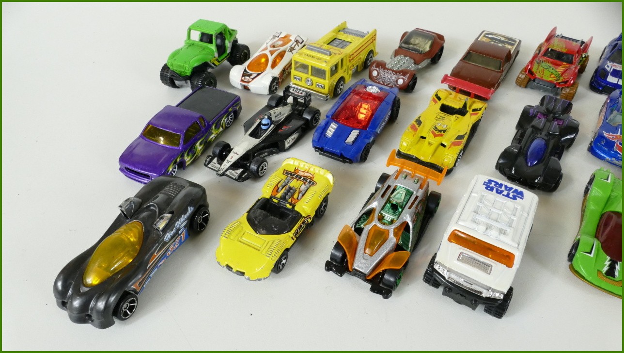 Sestava Autíček Hot Wheels 20 ks