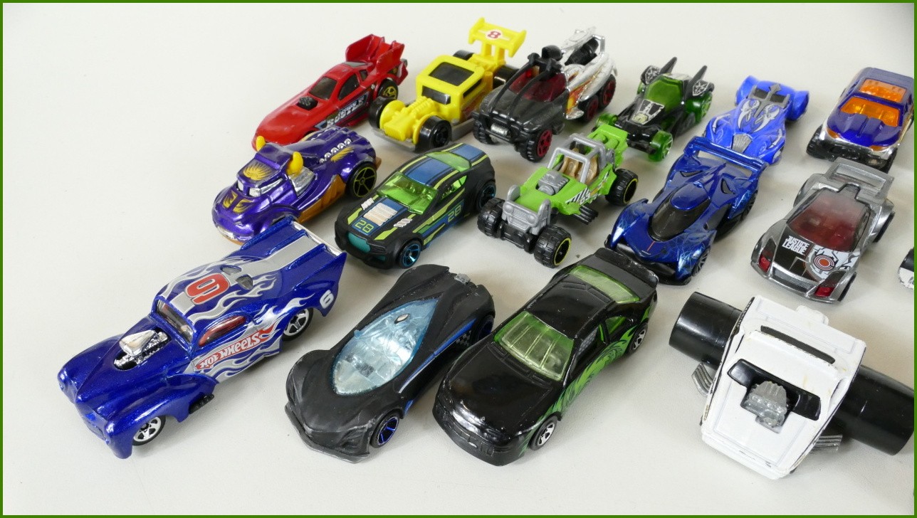 Sestava Autíček Hot Wheels 20 ks
