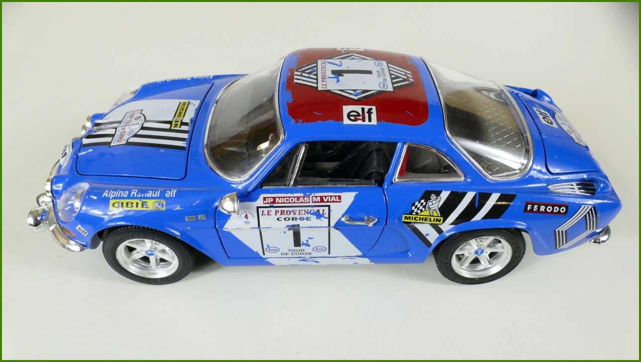 Kovový Model Bburago 1:16 - Alpine A110 - Viz Popis