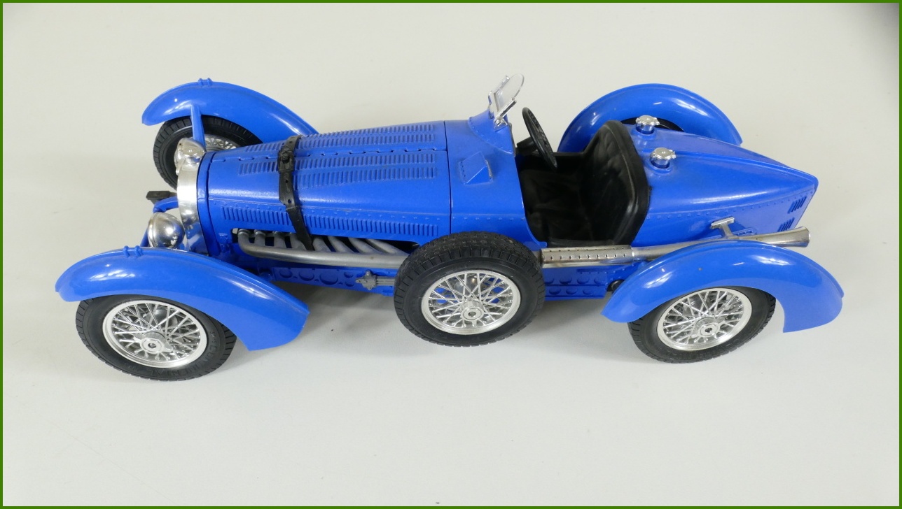 Kovový Model Bburago 1:18 - Bugatti Type 59 (1934)