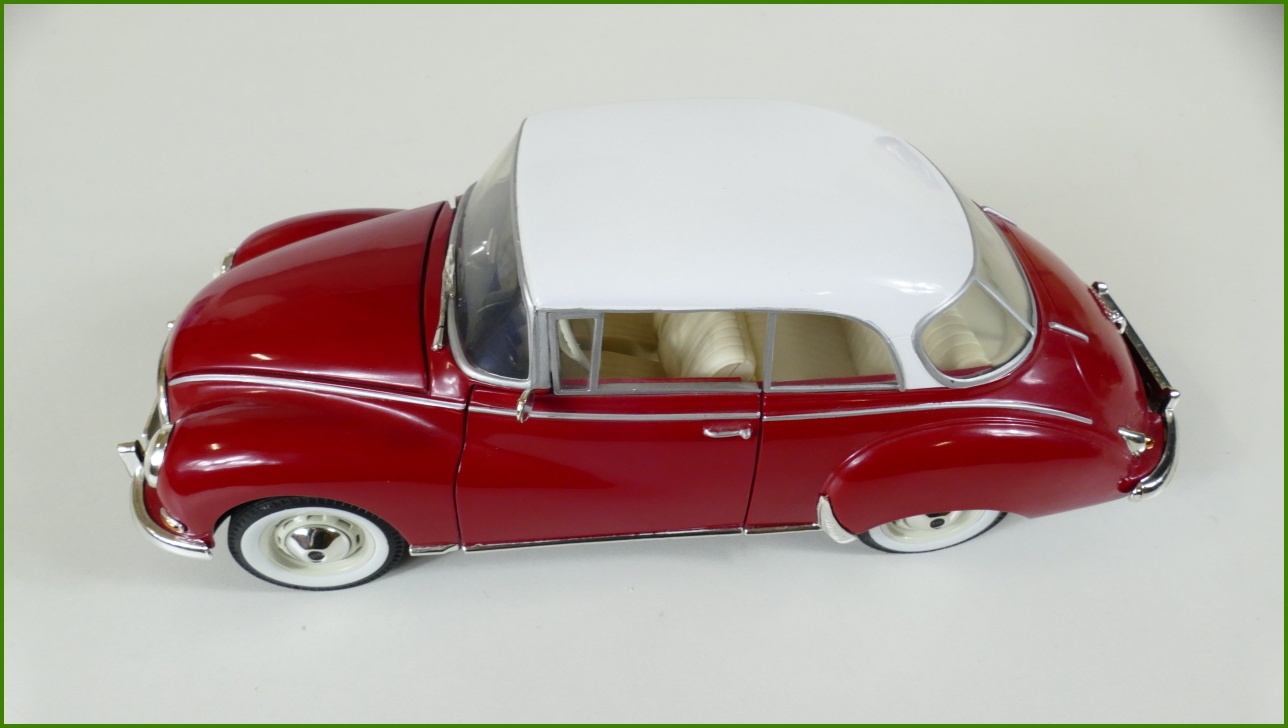 Model Auta Revell 1:18 - Auto Union 1000 S - Viz Popis