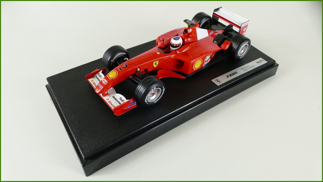 Model Formule Hot Wheels 1:18 - Ferrari F1 2001 - Rubens Barrichello 