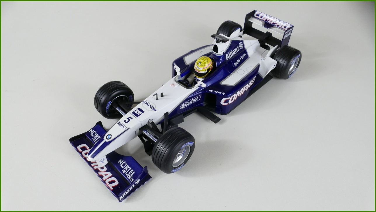Model Formule Hot Wheels 1:18 - Williams F1 FW23 - Ralf Schumacher s Krabicí