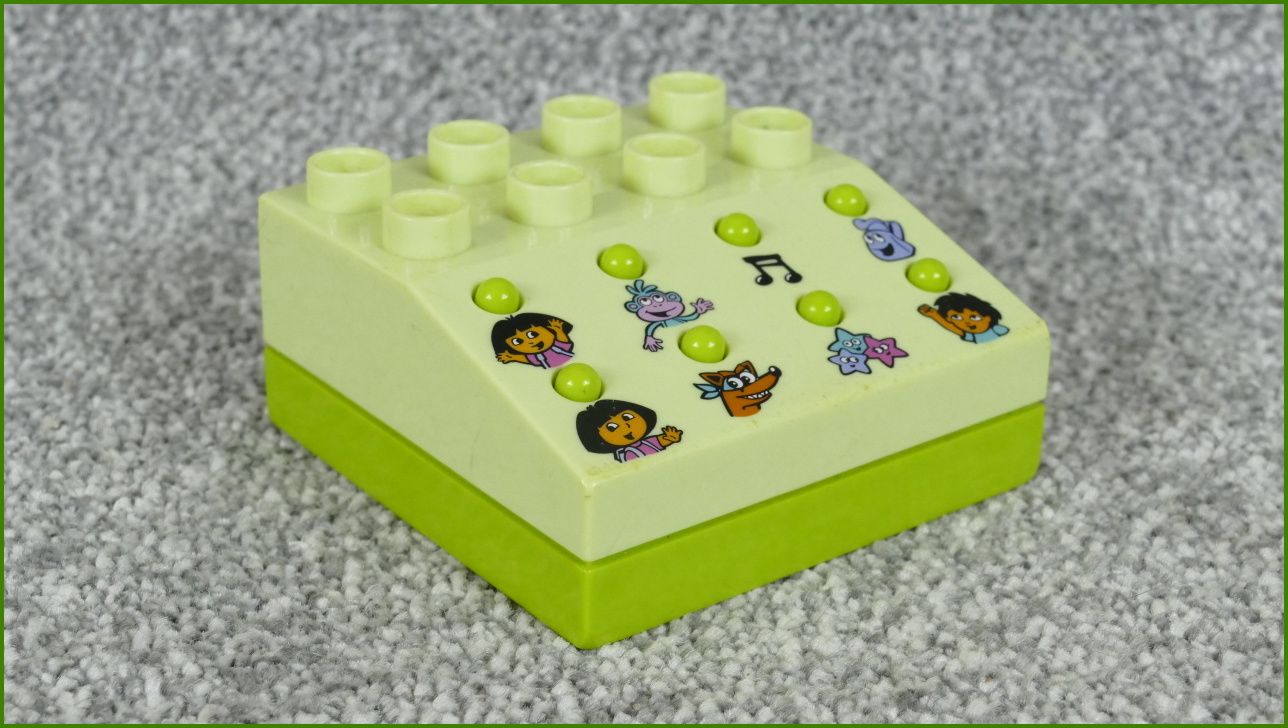 Lego® Duplo® Panel vydávající 8 různých zvuků - Dora The Explorer