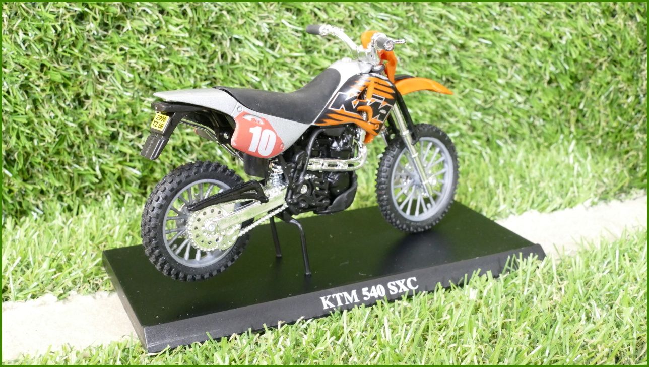 Model Replika Majorette Motorka 1:18 - KTM 540 SXC