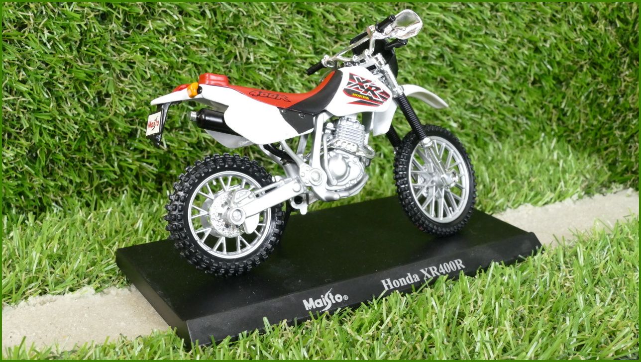 Model Replika Maisto Motorka 1:18 - Honda XR400R