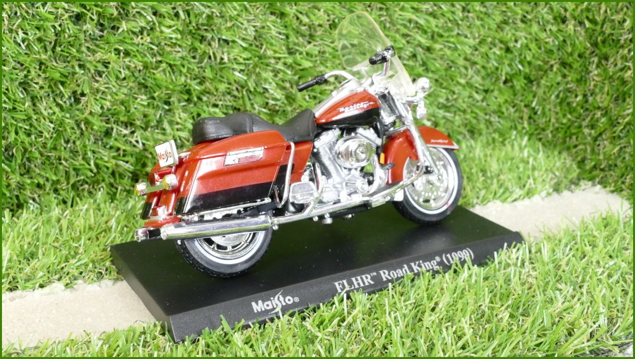 Model Replika Maisto Motorka 1:18 - Harley Davidson FLHR Road King (1999)