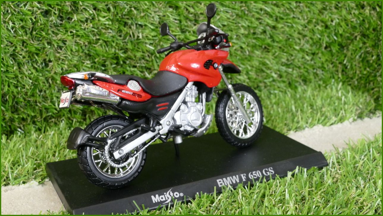 Model Replika Maisto Motorka 1:18 - BMW F 650 GS