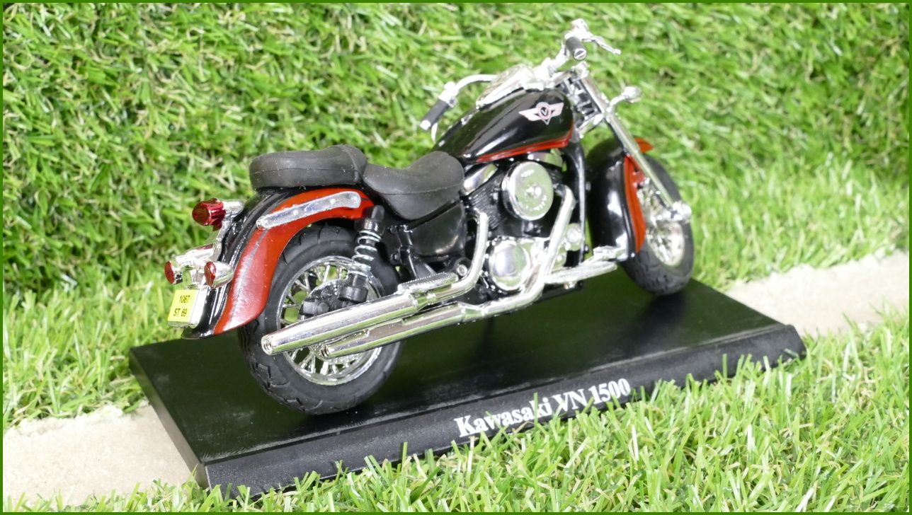 Model Replika Majorette Motorka 1:18 - Kawasaki VN 1500