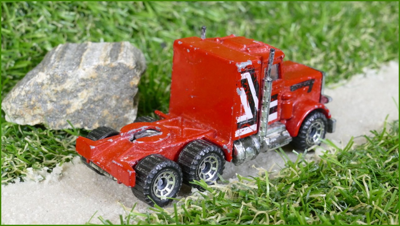 Autíčko Matchbox Peterbilt (Lesney)