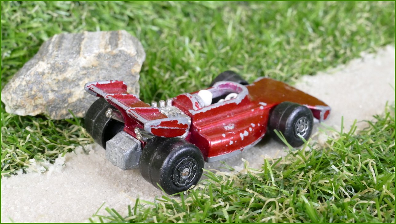 Autíčko Matchbox Superfast No.24 Team Matchbox (Lesney)