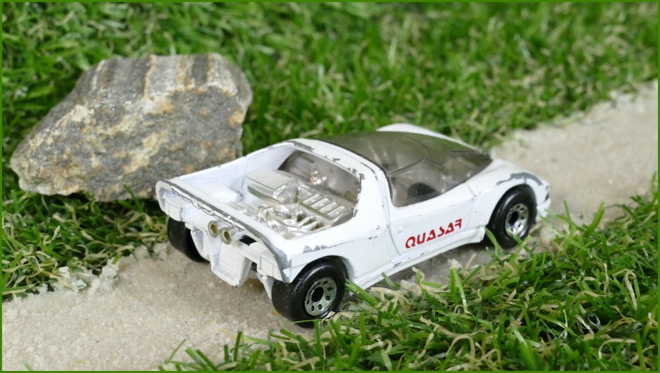 Autíčko Matchbox Peugeot Quasar