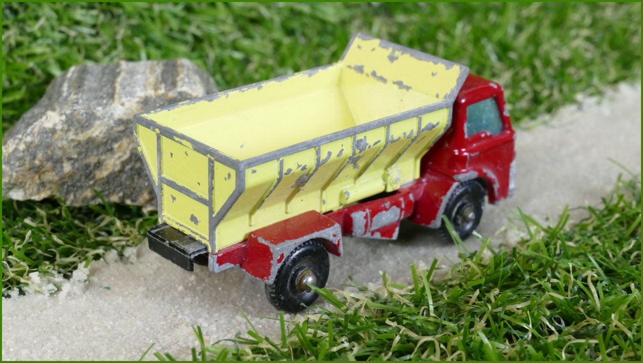 Autíčko Matchbox No.70 Crit-Spreading Truck (Lesney)