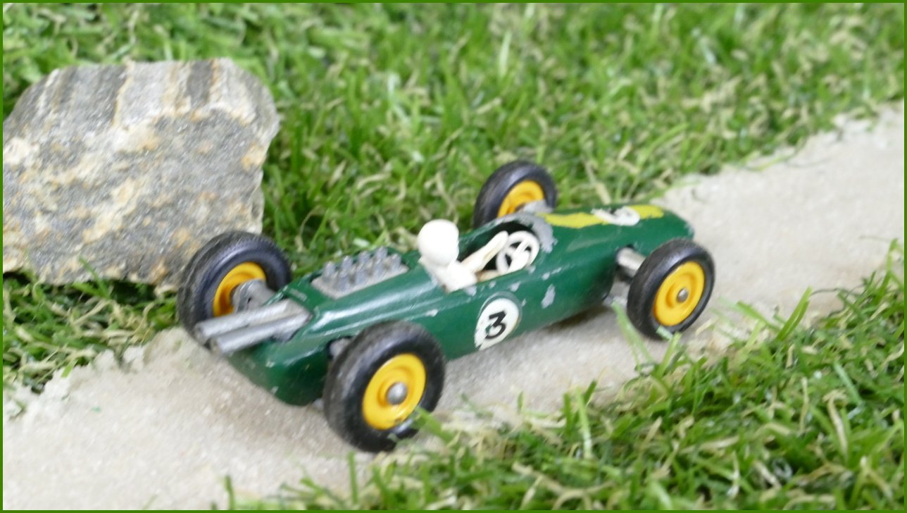 Autíčko Matchbox No.19 - Lotus (Lesney)
