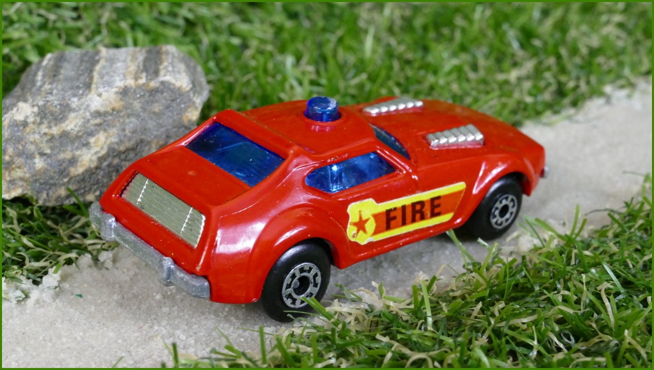 Autíčko Matchbox Superfast No.64 Fire Chief (Lesney)
