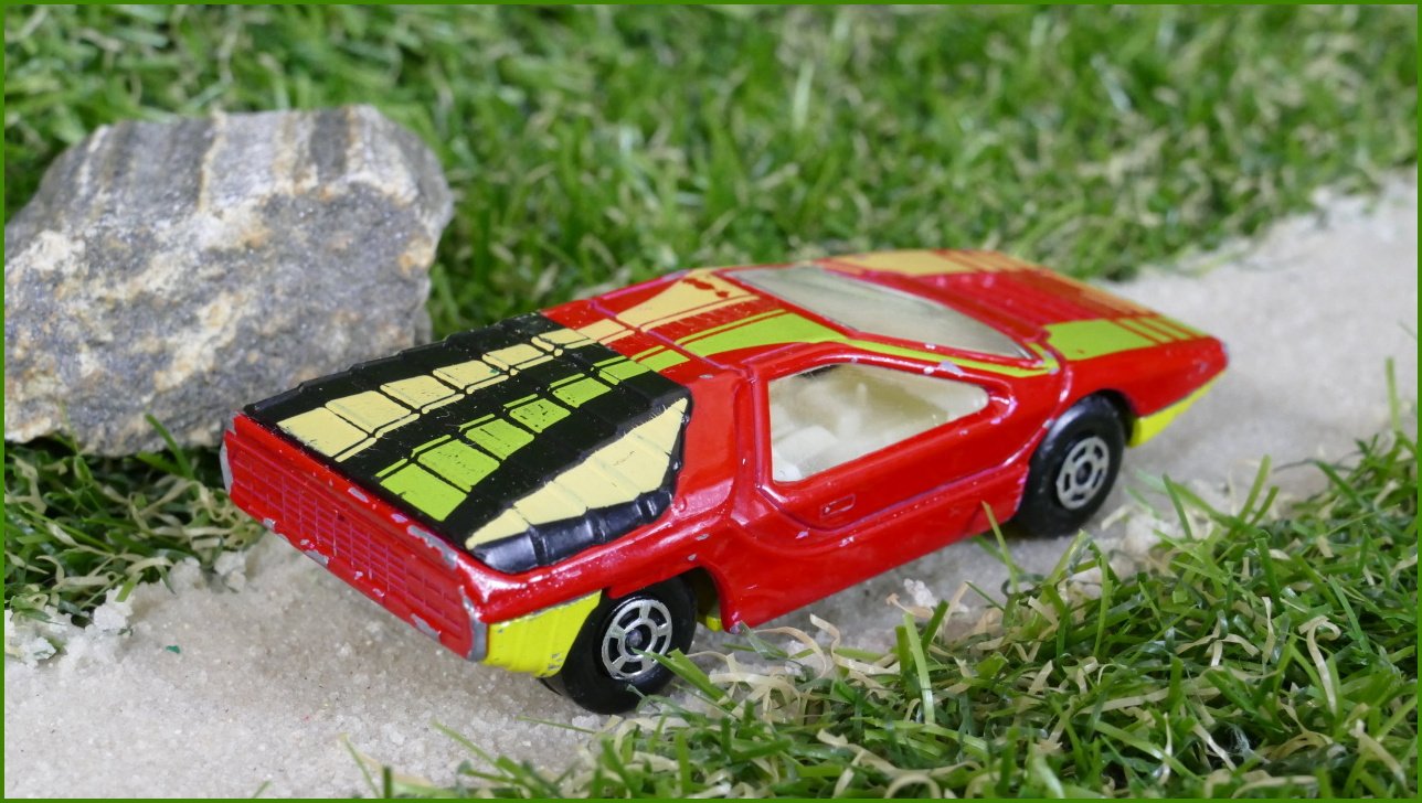 Model Autíčka Matchbox Superfast No.75 Alfa Carabo (Lesney) - prasklinka předního skla
