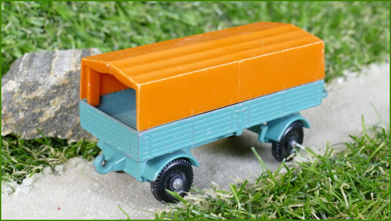 Model Autíčka Matchbox No.2 - Mercedes Trailer (Lesney)