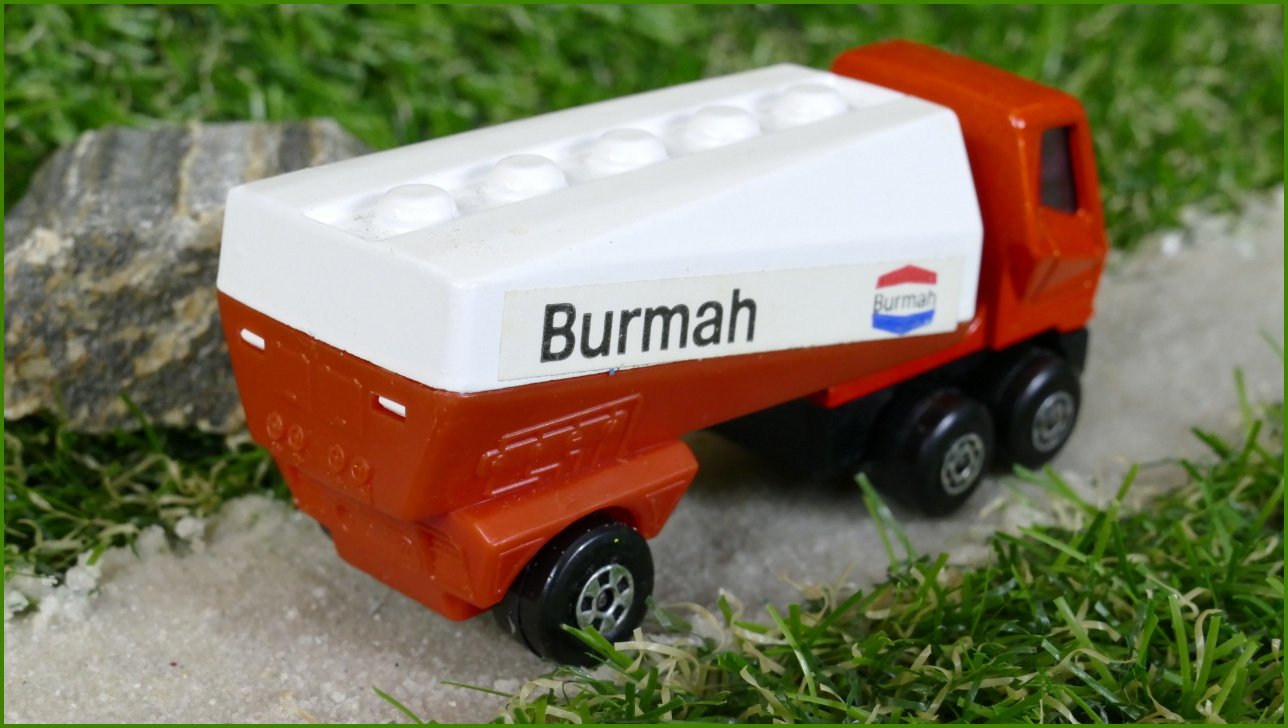 Model Autíčka Matchbox Superfast No.63 Freeway Gas Tanker (Lesney) 