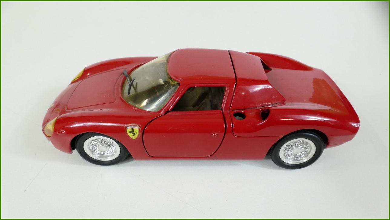 Model Auta Revell 1:24 - Ferrari 250 LM