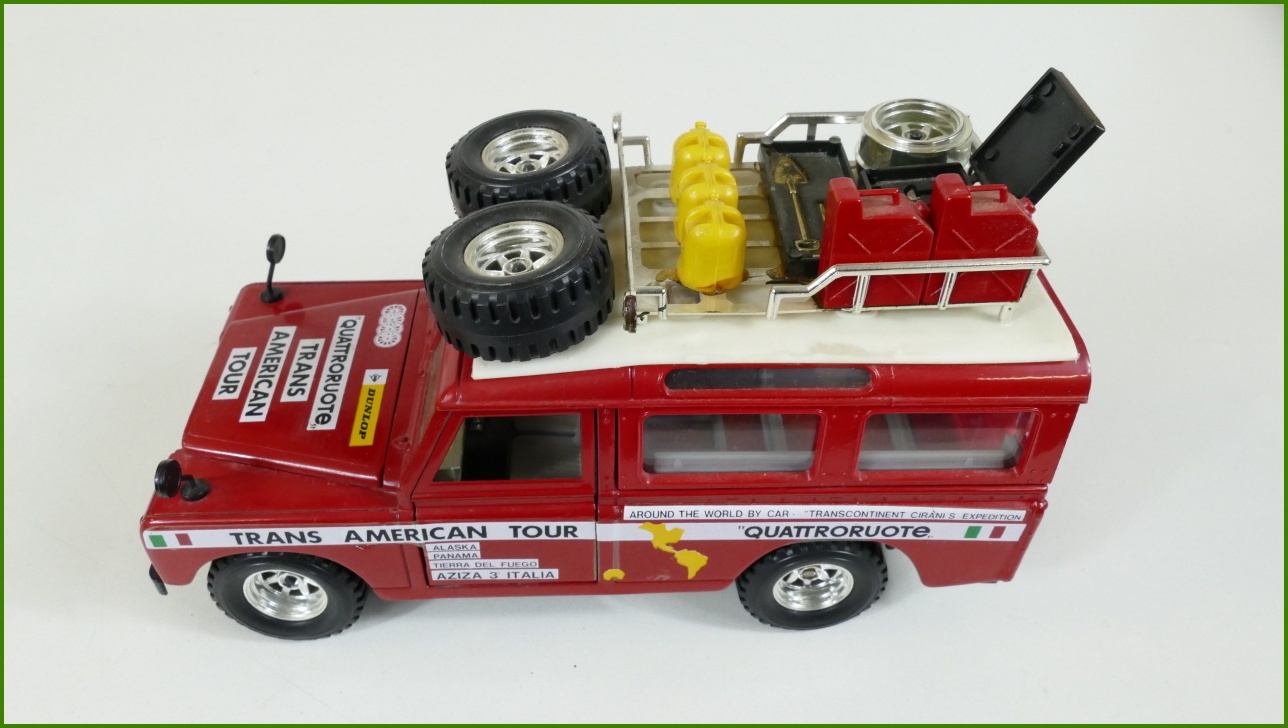 Model Auta Bburago 1:24 - Land Rover