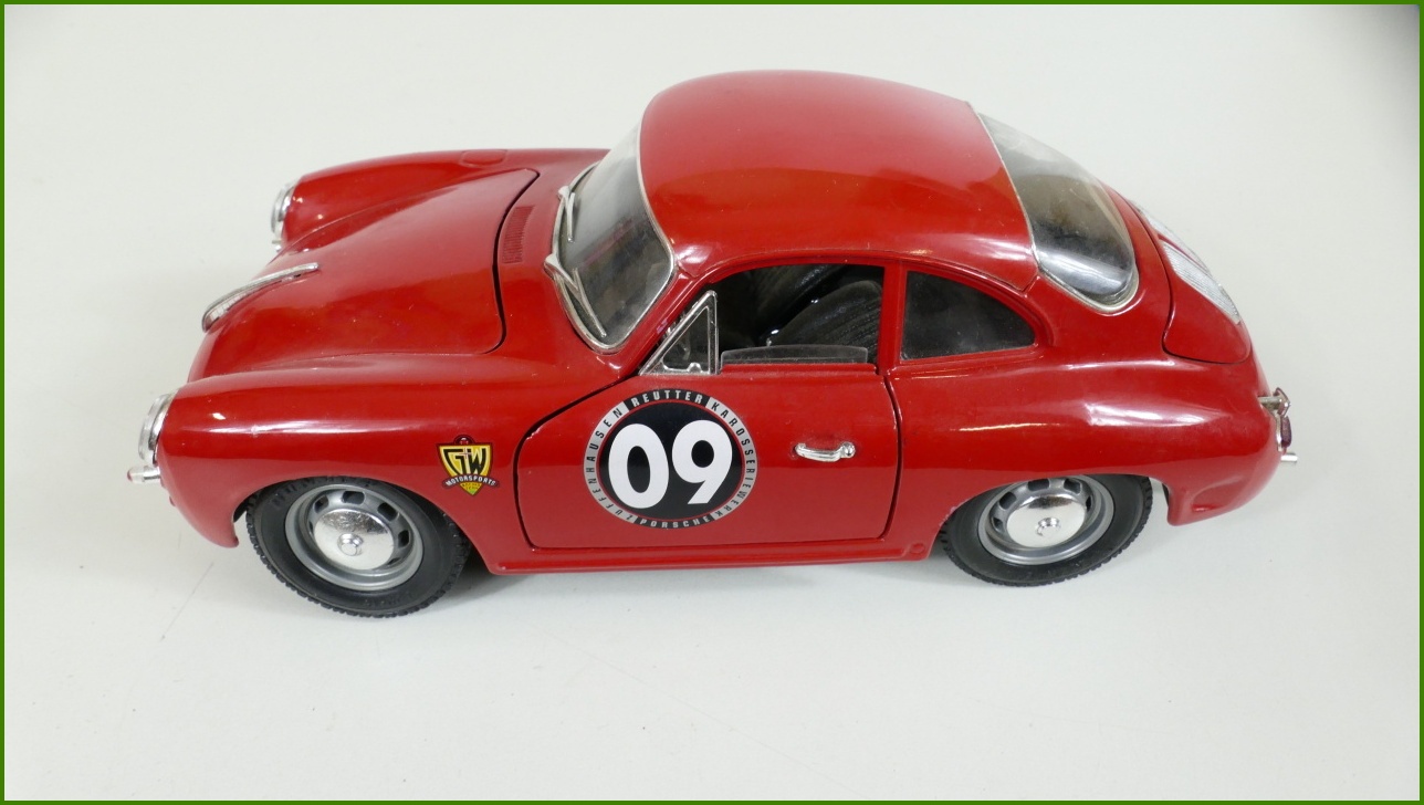Kovový Model Bburago 1:18 - Porsche 356 B (1961) - Viz Popis