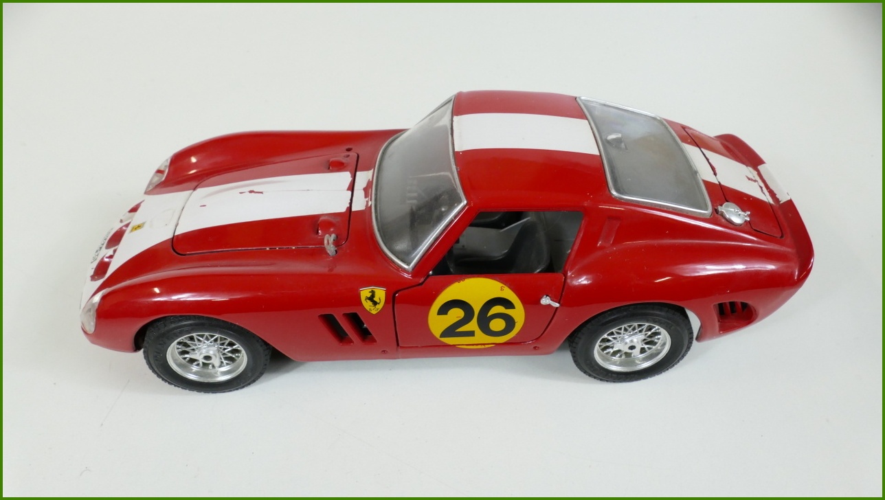 Kovový Model Bburago 1:18 - Ferrari GTO (1962) - Viz Popis