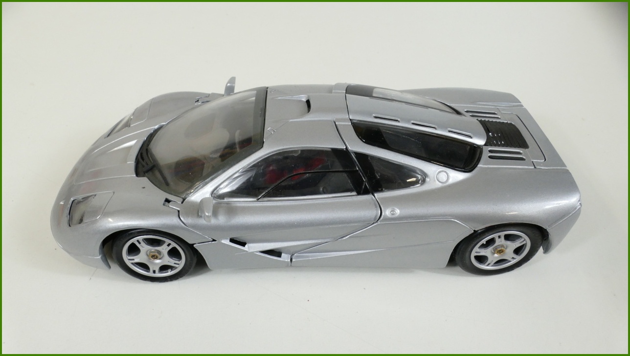 Model Auta Maisto 1:18 McLaren F1 (1993)