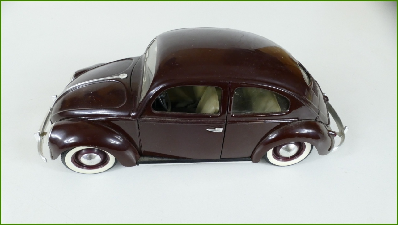 Model Auta Solido 1:17 - Coccinelle VW (1949)
