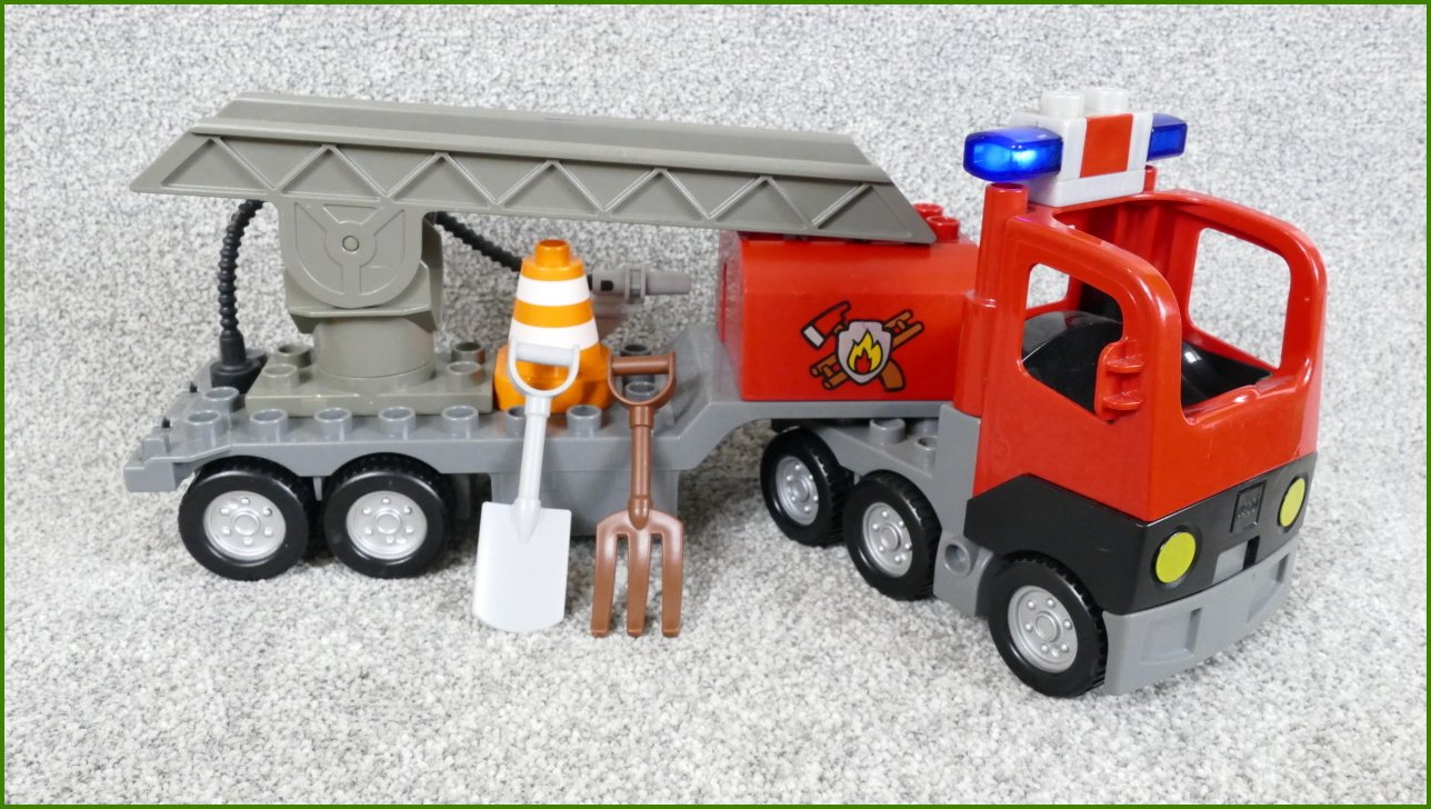 Lego® Duplo® Hasičské Auto se Žebříkem a Příslušenstvím
