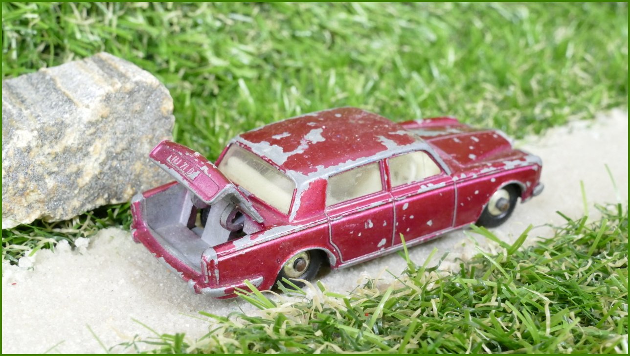 Model Autíčka Matchbox Lesney No.24 - Rolls Royce Silver Shadow