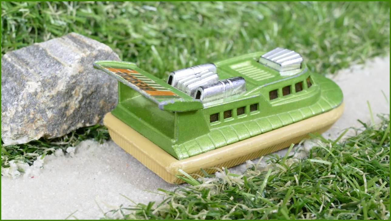 Model Autíčka Matchbox Lesney No.72 - Hovercraft