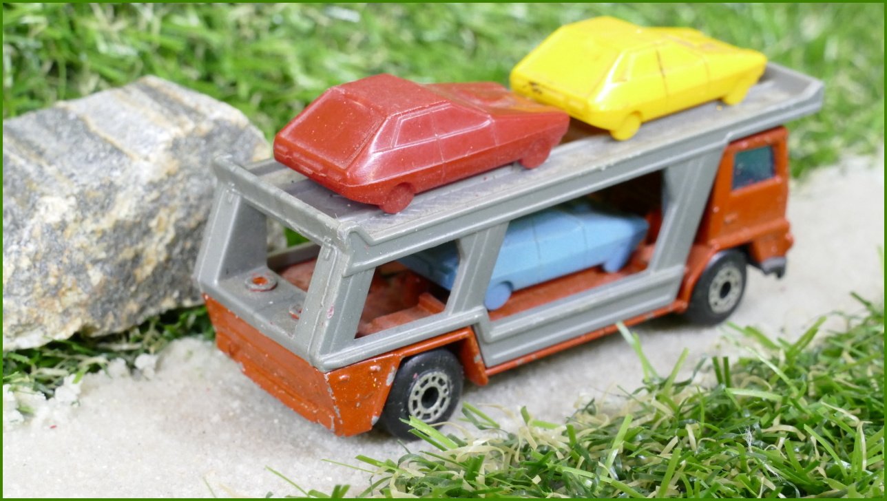 Model Autíčka Matchbox Lesney No.11 - Car Transporter