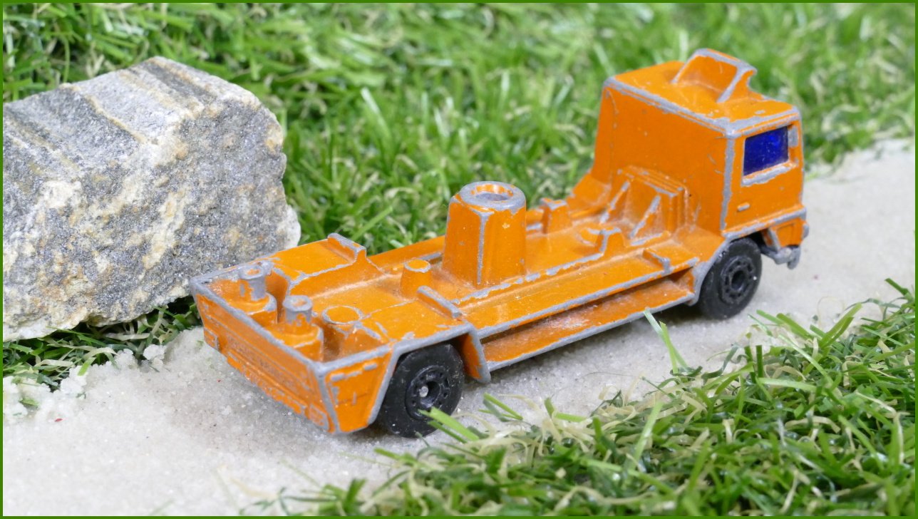 Model Autíčka Matchbox Lesney No.11 - Car Transporter
