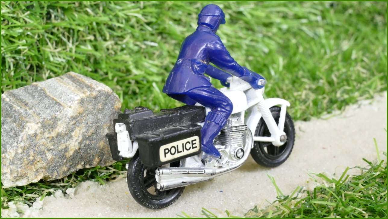Model Autíčka Matchbox Lesney No.33 - Honda 750 Police Motorcycle