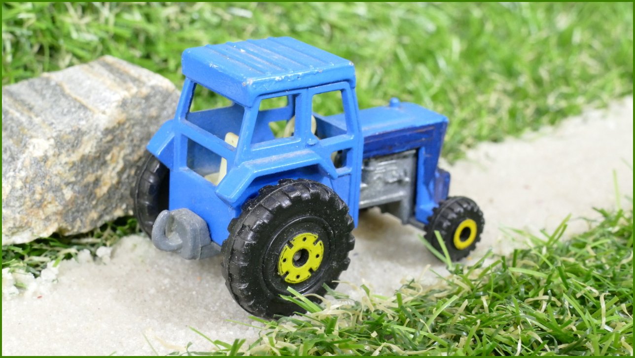 Model Autíčka Matchbox Lesney No.46 - Ford Tractor