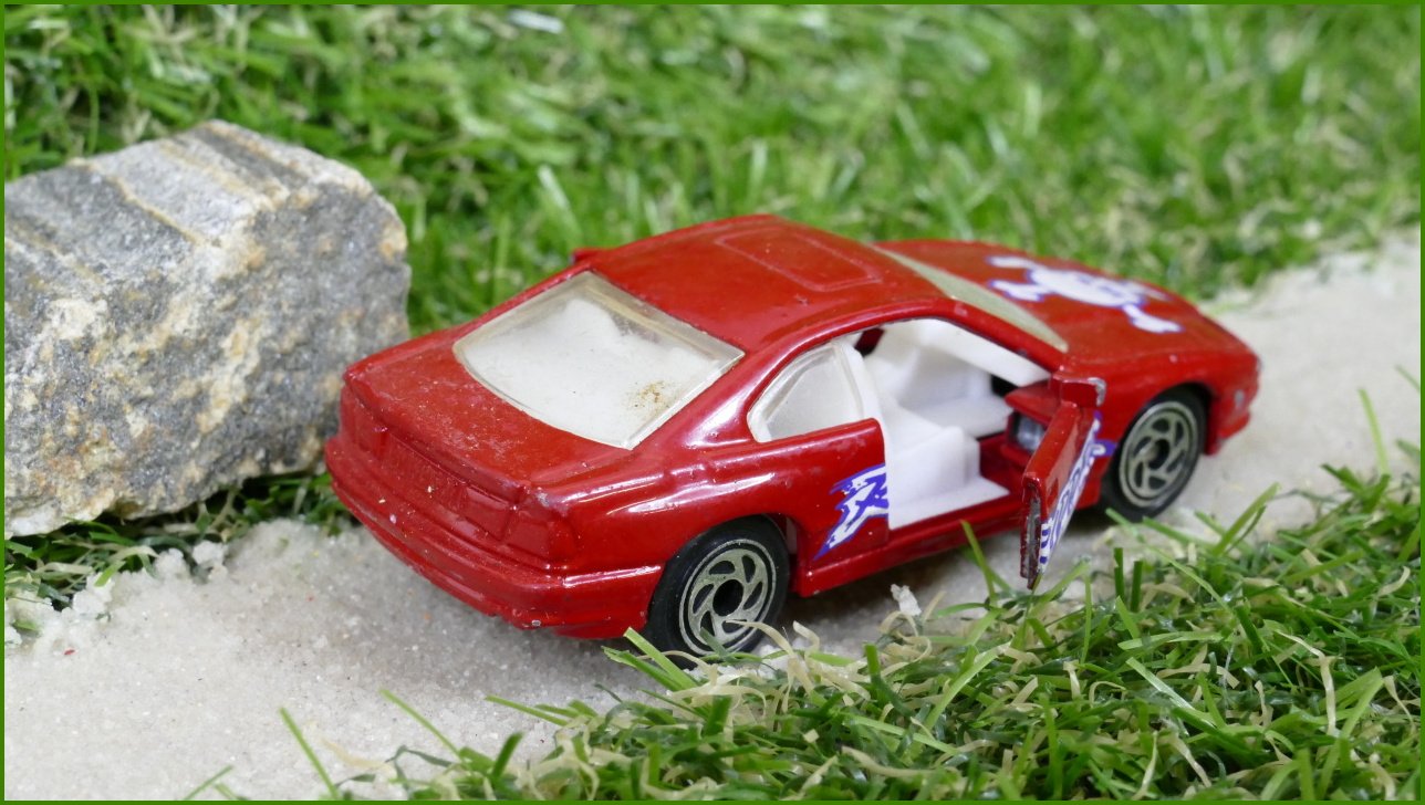 Autíčko Matchbox (China) BMW 650i