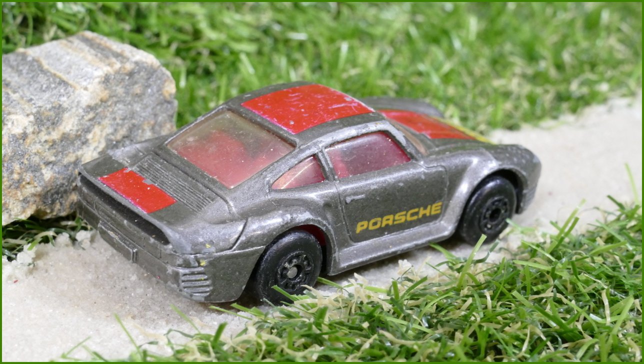 Autíčko Matchbox (Macau) Porsche 959