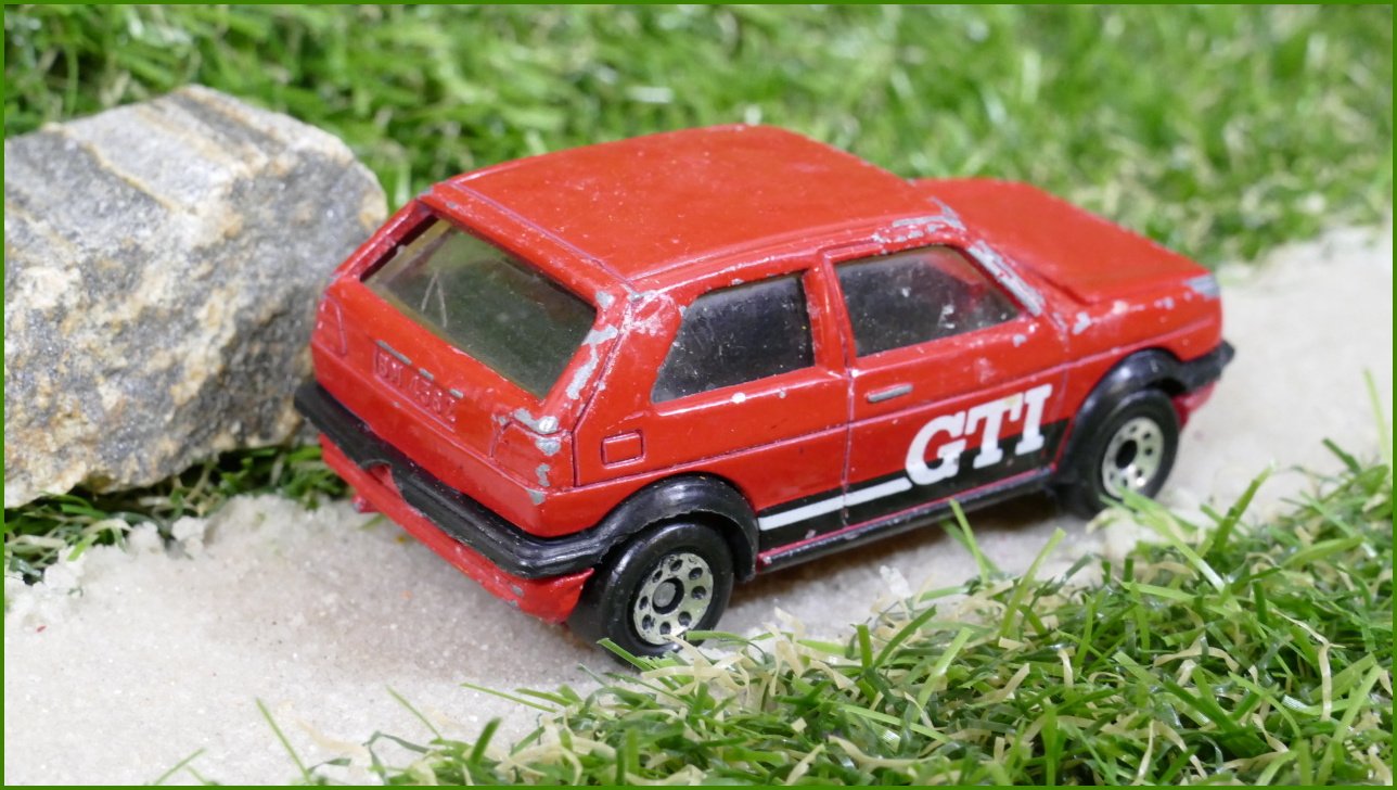 Autíčko Matchbox (Macau) Volkswagen Golf GTI
