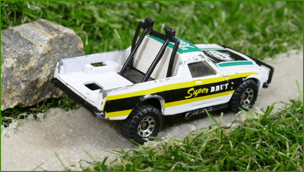 Autíčko Matchbox (Macau) Ruff Trek