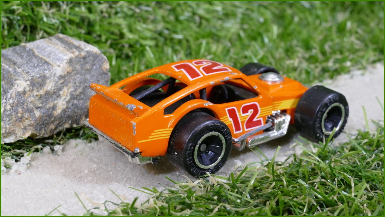 Matchbox Autíčko Angličák (Macau) Modified Racer - vada zadní spodní část