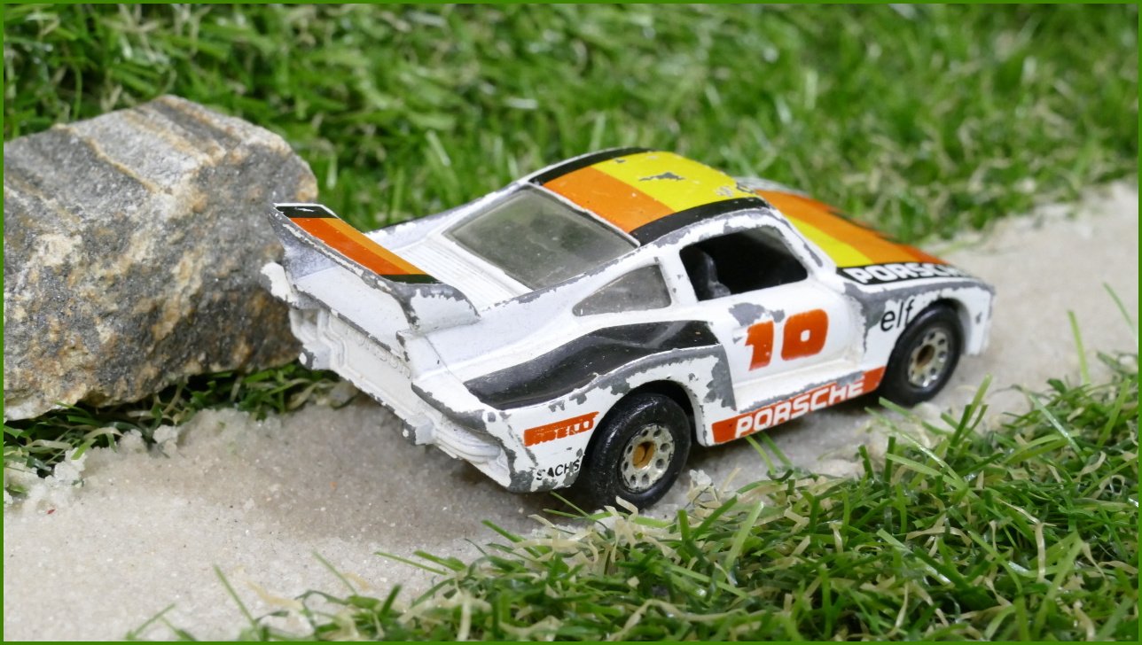 Matchbox Autíčko Angličák (Macau) Racing Porsche 935