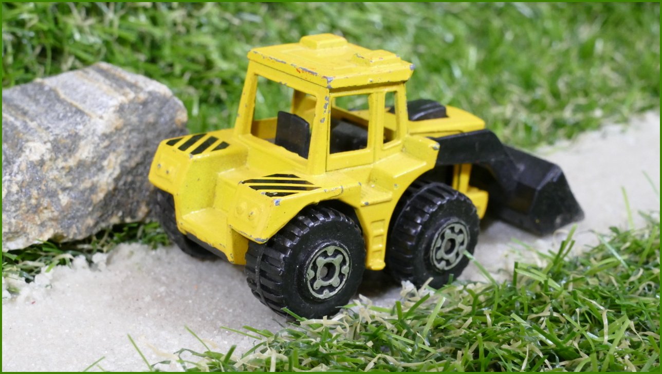 Matchbox Autíčko Angličák (Macau) Tractor Shovel