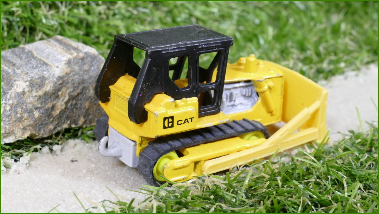 Matchbox Autíčko Angličák (Macau) Caterpillar