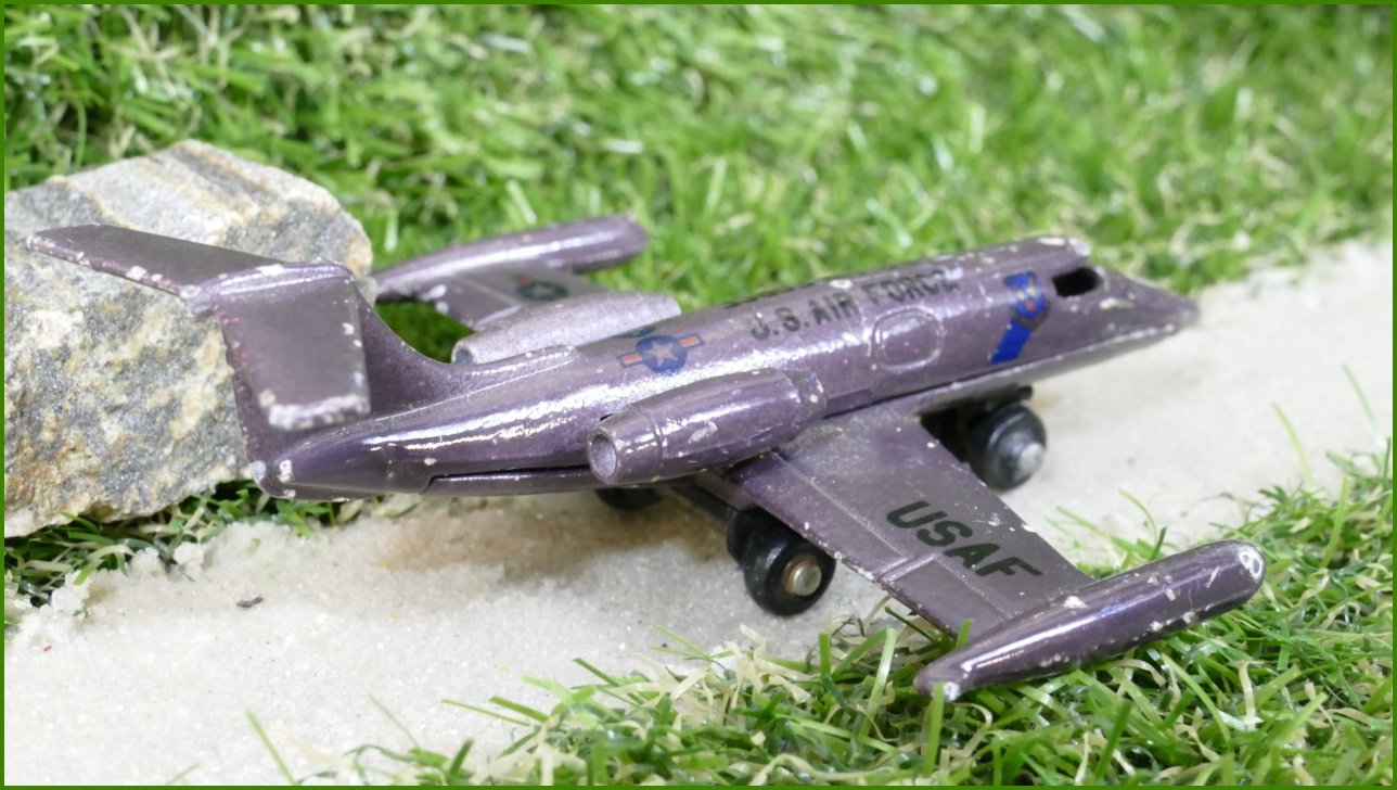 Matchbox Autíčko Angličák (Macau) Learjet