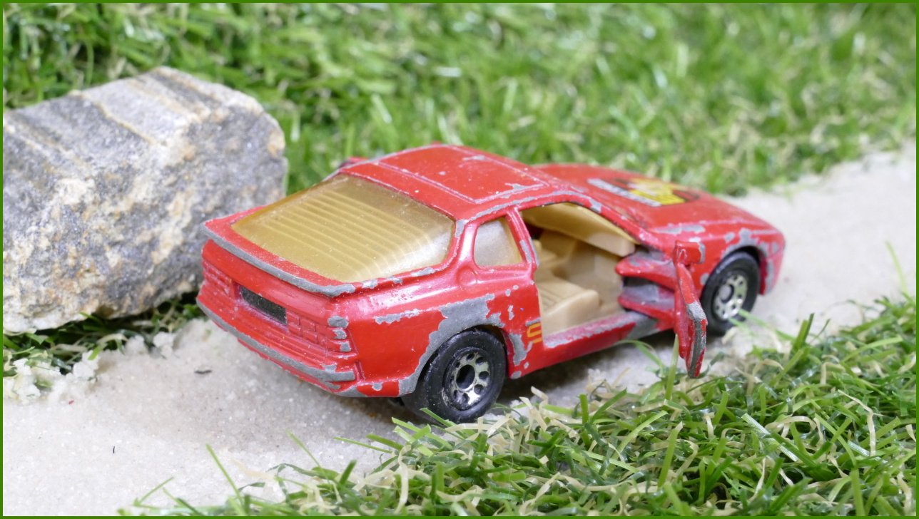 Matchbox Autíčko Angličák (Macau) Porsche 944 Turbo